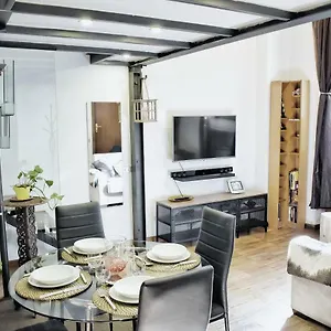 charming-design-loft-isola-milano.italymilanhotels.net/